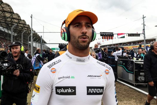 Elcsukló hangon búcsúzott Ricciardo - videó 