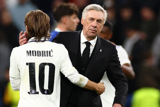 Ancelotti váratlan kérdést tett fel Modricnak