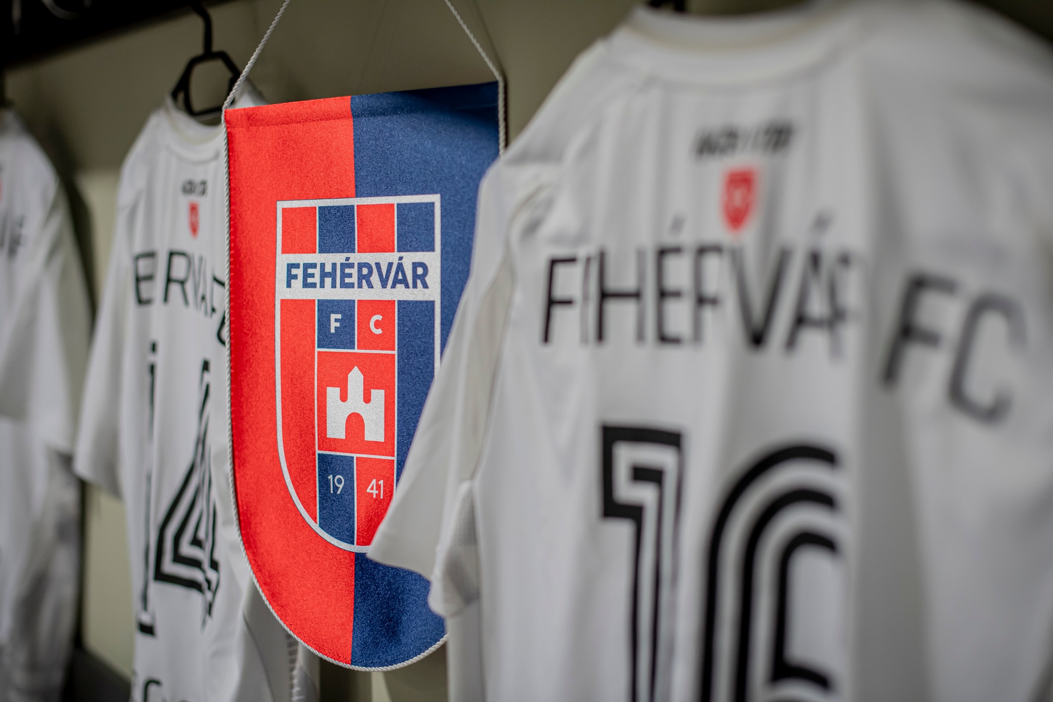 Egy forintért eladó a Fehérvár FC